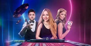 Filipino player navigating the fb77 platform on a smartphone